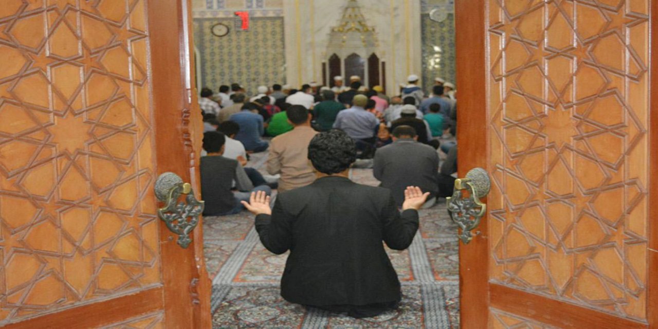 Diyanet-Sen Şube Başkanı Cihan: Camiler, İslam toplumunun temel taşlarıdır
