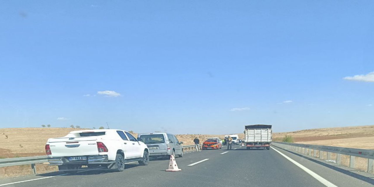 Mardin’de otomobil ile motosiklet çarpıştı: 1 ölü, 4 yaralı