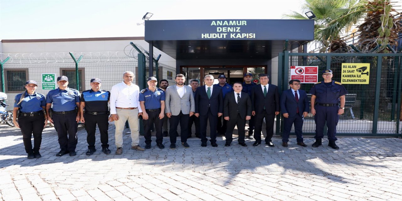 Vali Toros, Deniz Hudut Kapısı'nda incelemelerde bulundu