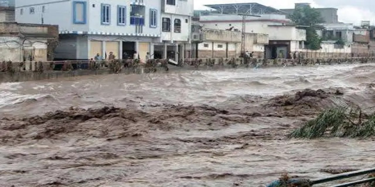 Vietnam'daki tayfunda ölü sayısı 51'e yükseldi