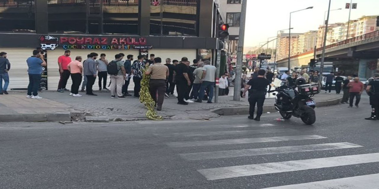 Batman'da esnafın dükkanına saldırı: Araya giren genç ağır yaralandı