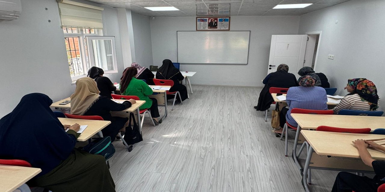 Okuma yazma kurslarına yoğun ilgi