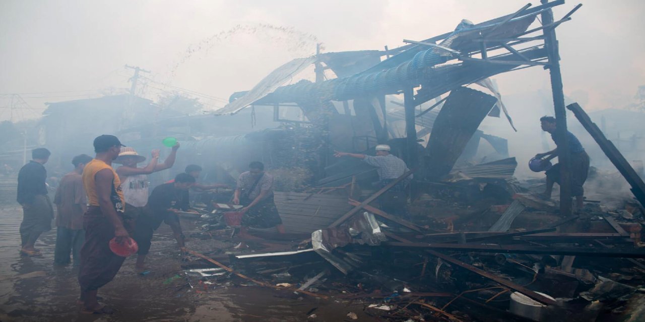Myanmar'da bombalı saldırı 40 ölü, 80 yaralı