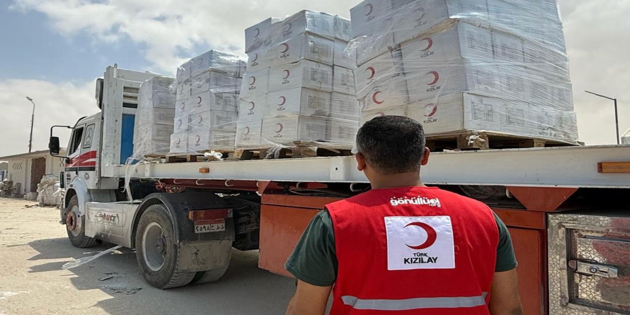 Kızılay'dan Gazze'ye 5 yardım tırı ulaştı