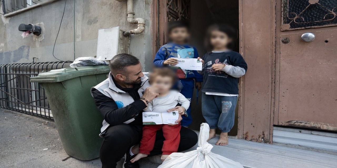 Avrupa Yetim Eli'nden Bursa'da gıda ve nakdi yardım