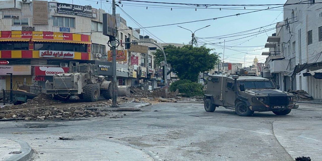 İşgalciler Batı Şeria’da 3’ü çocuk 20 Filistinliyi alıkoydu