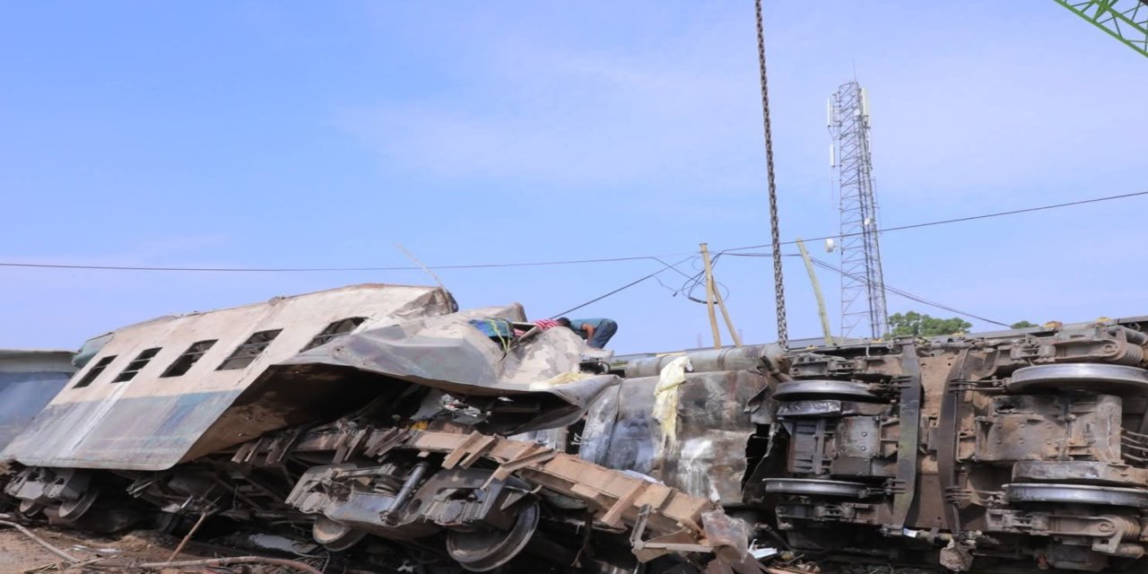 Etiyopya'da tren kazası: 14 ölü