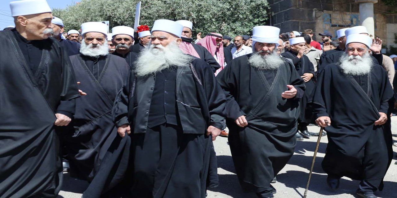 Siyonist rejim, Güney Suriye Dürzilerini "Mavi Kimlik"le koruyacak