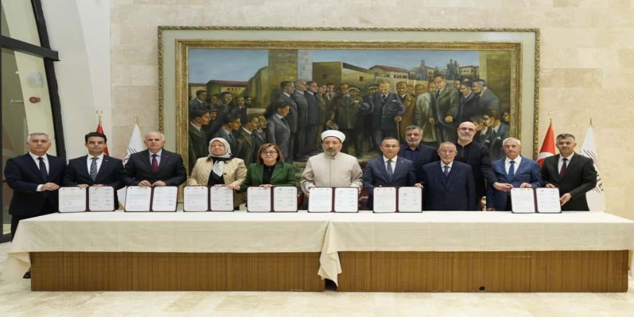 Gaziantep'te Kur'an eğitim merkezi ve cami için protokol imzalandı