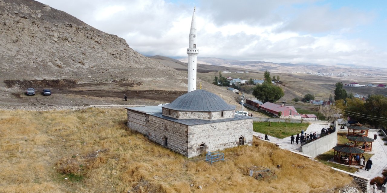 Tarihi camide "Hadis ve Hayat" dersi işlendi