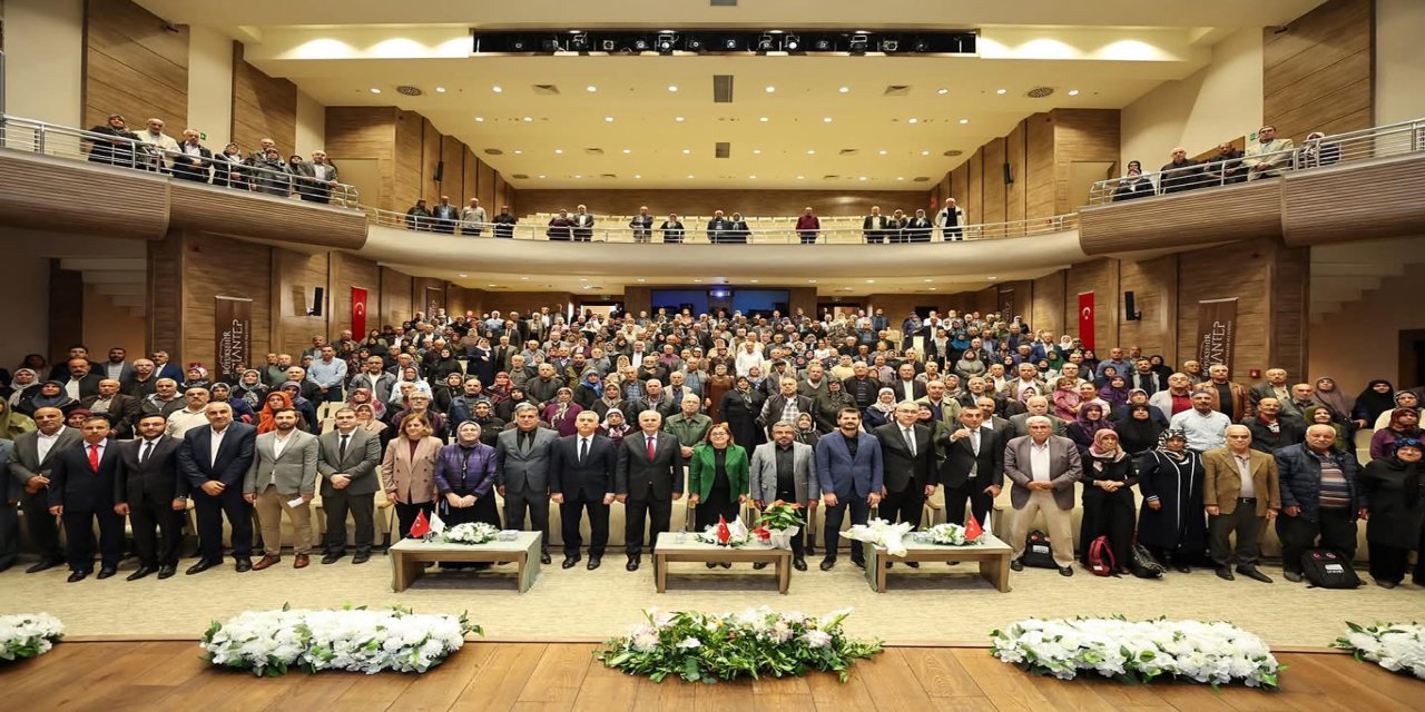 Gaziantep'te 41 yıllık evli vatandaşlar kutsal topraklara uğurlandı