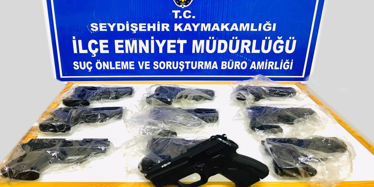 Konya’da kaçak silah operasyonu: 4 kişi yakalandı