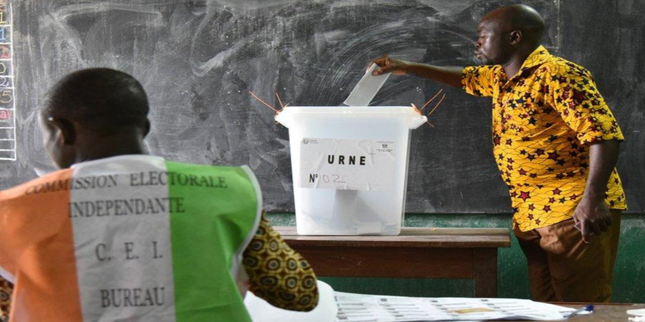 Fildişi Sahili'nde halk cumhurbaşkanı seçimi için sandık başında