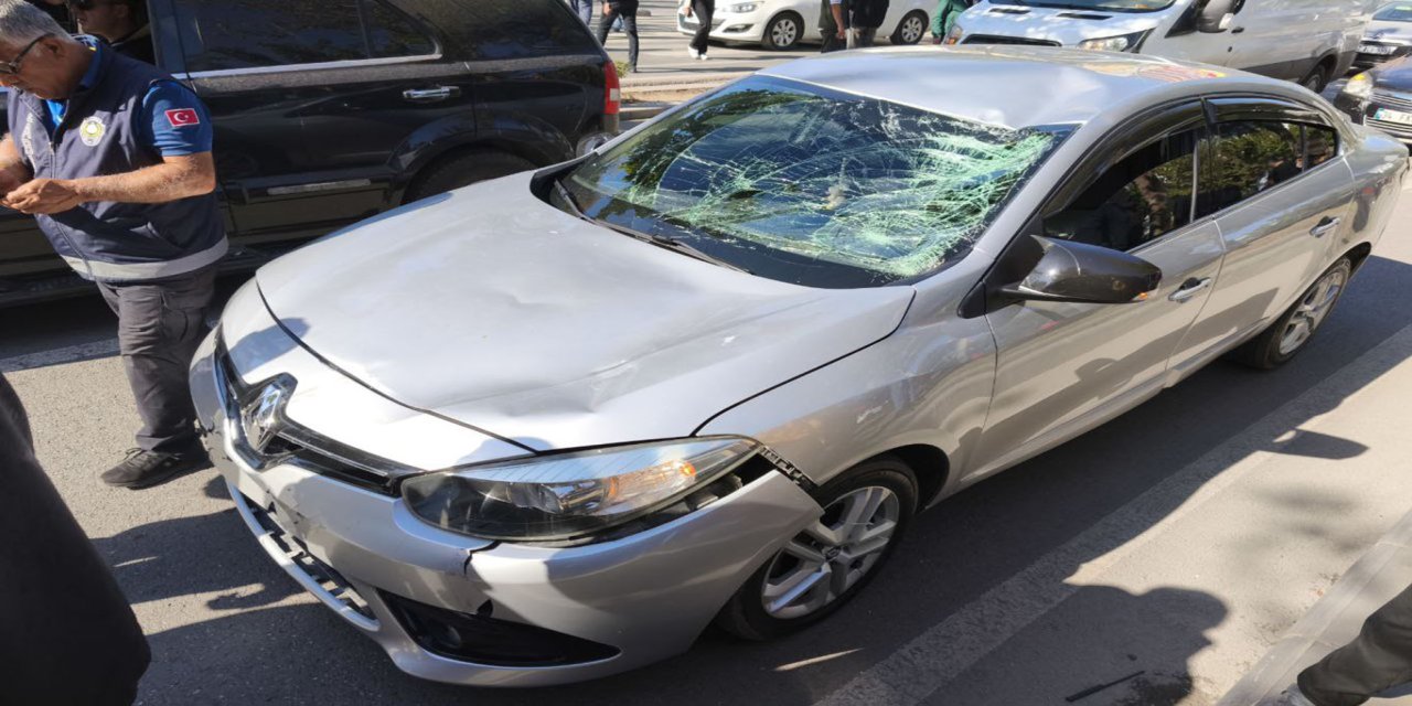 Batman'da otomobil, bisiklet sürücüsüne çarptı