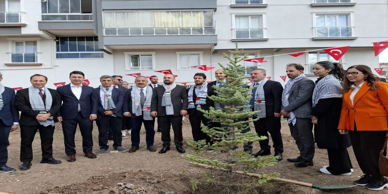 TÜBAF’tan Filistinli Şehit Gazeteciler Anısına Fidanlık