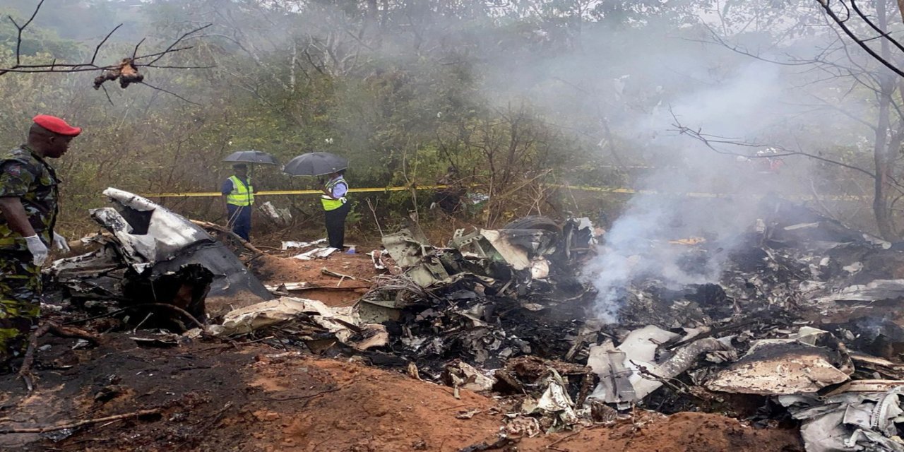 Kenya'da düşen uçaktaki 11 kişi hayatını kaybetti