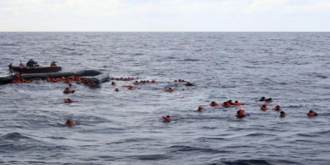 Libya açıklarında göçmen teknesi battı: 18 ölü
