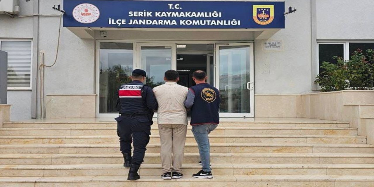 Antalya’da aranan şahıslara yönelik operasyon