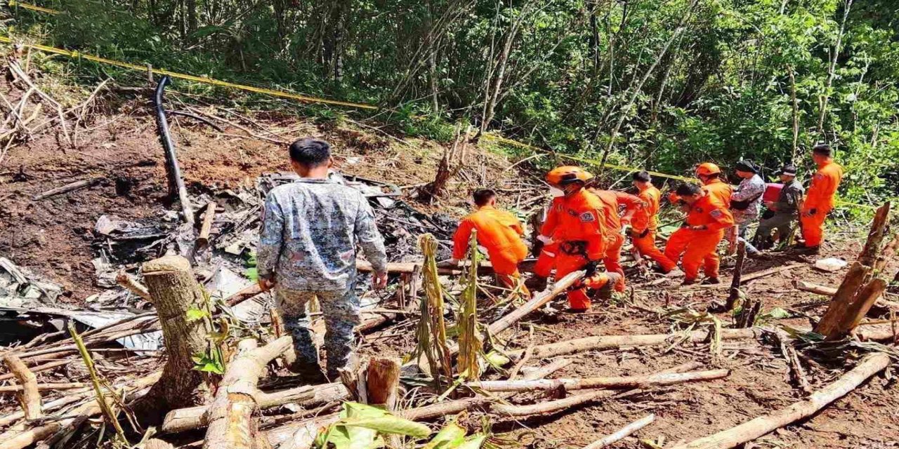 Filipinler'de helikopter kazası: 6 ölü