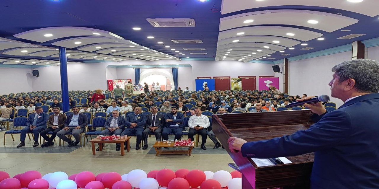 "Kur’an Okuyorum, Peygamberimi Seviyorum" programı duygu dolu anlar yaşattı