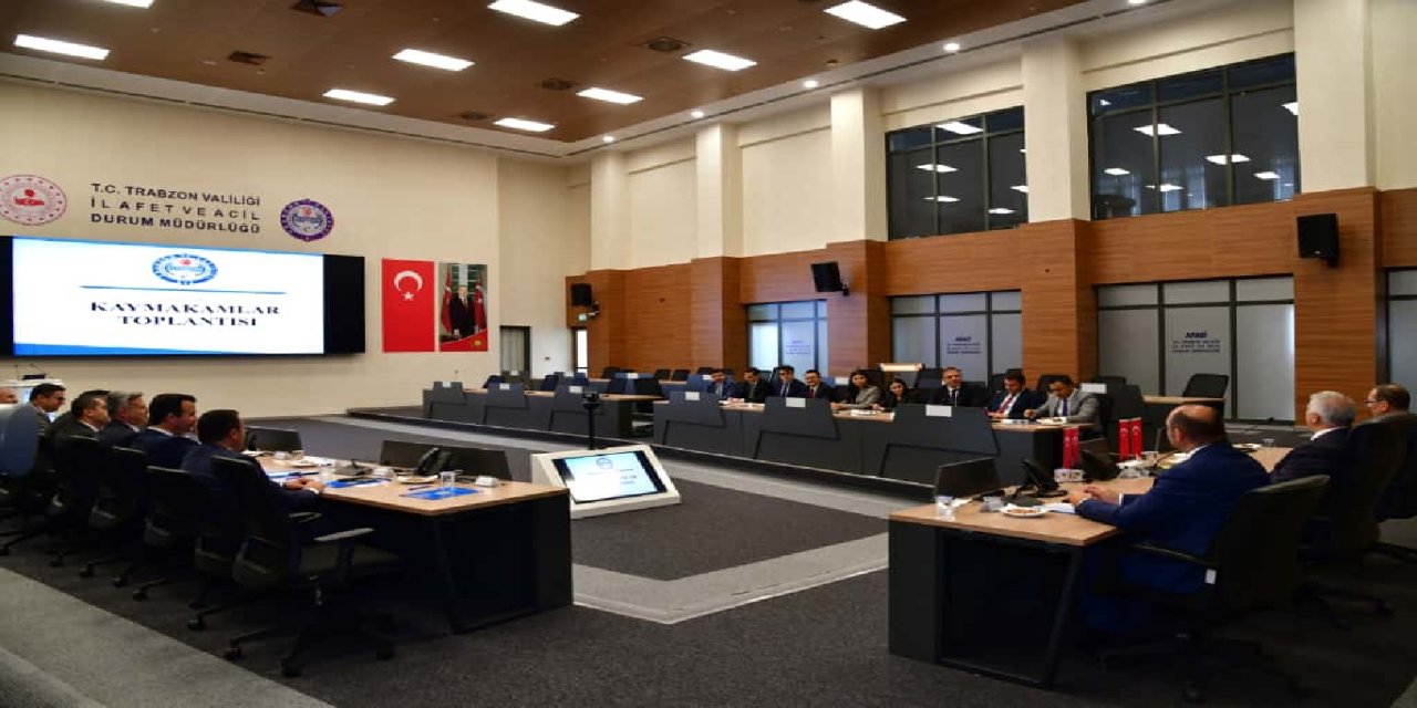 Trabzon’da mülki idare amirleri değerlendirme toplantısı gerçekleştirildi
