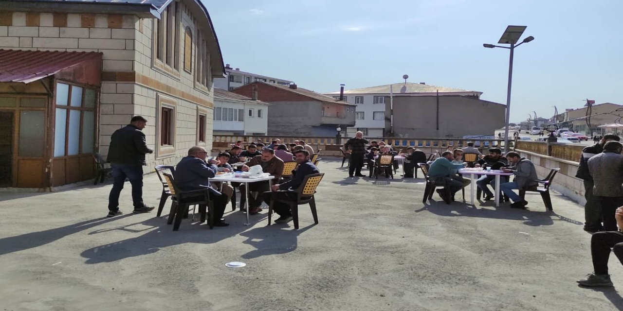 Bingöl'de Karlıova müftülüğünden Gazze yararına kermes