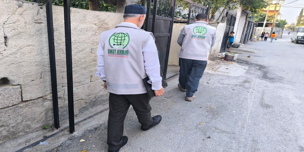 Tarsus Umut Kervanı’ndan ihtiyaç sahiplerine yardım