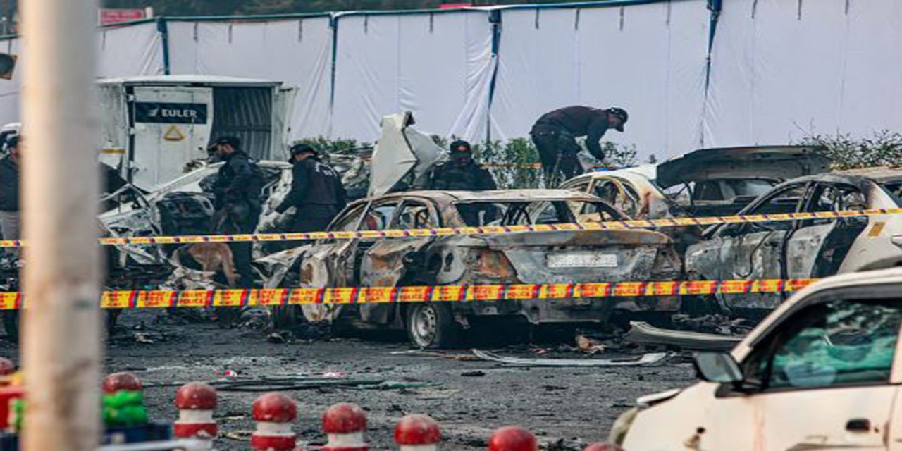 Hindistan'da meydana gelen patlamada ölü sayısı 12'ye yükseldi