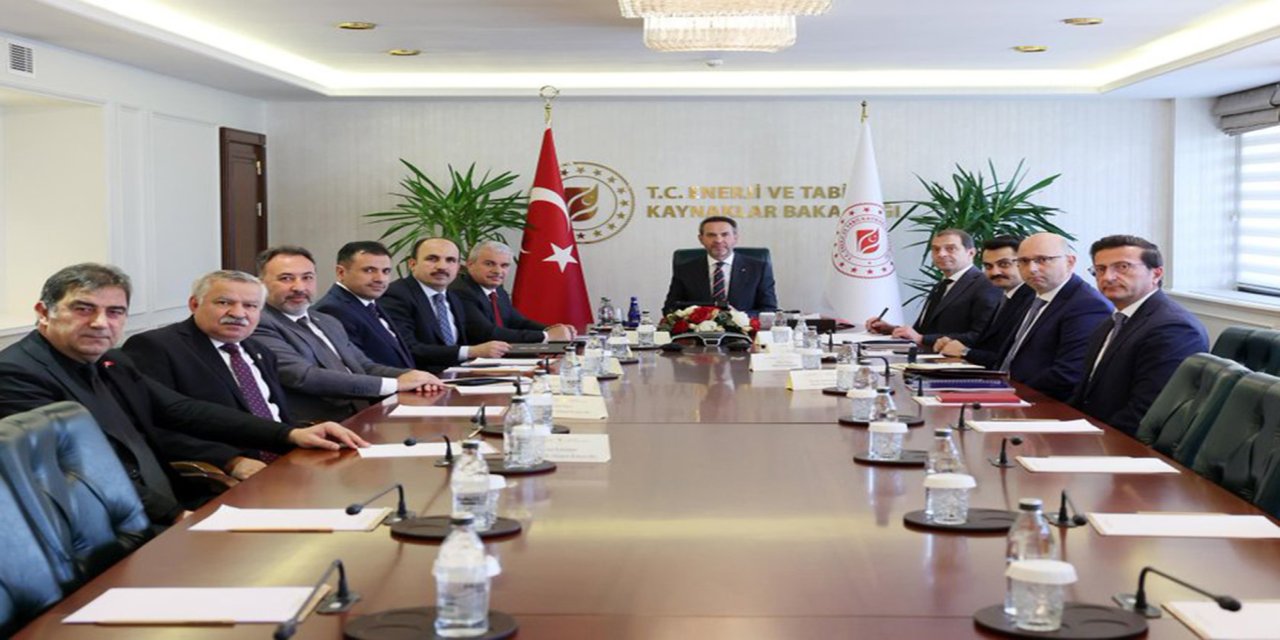 Bakan Bayraktar Konya’daki enerji yatırımlarını değerlendirdi