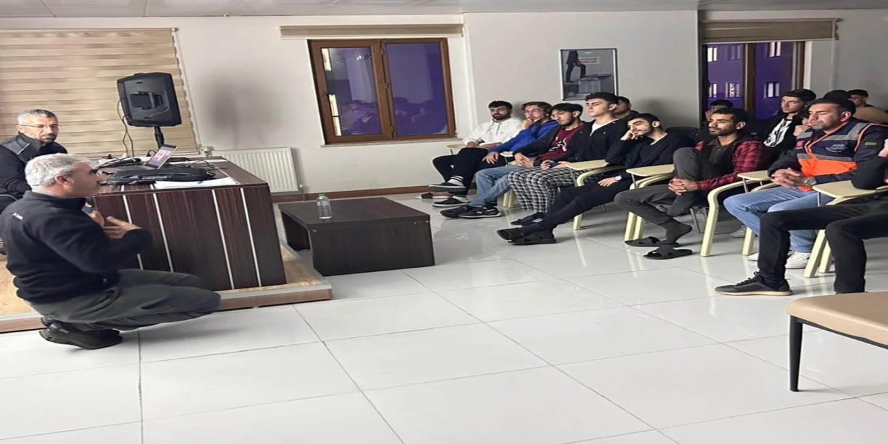 Bingöl’de farkındalık eğitimi ve tahliye tatbikatı gerçekleştirildi