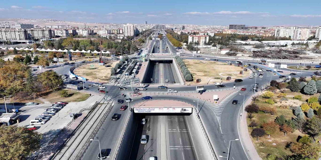 Konya’da otogar kavşağında tramvay hattı düzenlemesi başladı