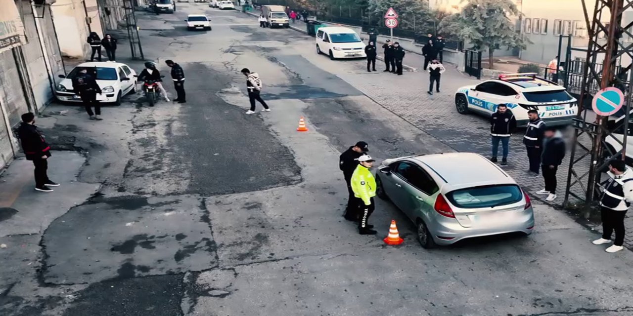 Gaziantep'te okul çevresinde denetim: 1 kişi yakalandı