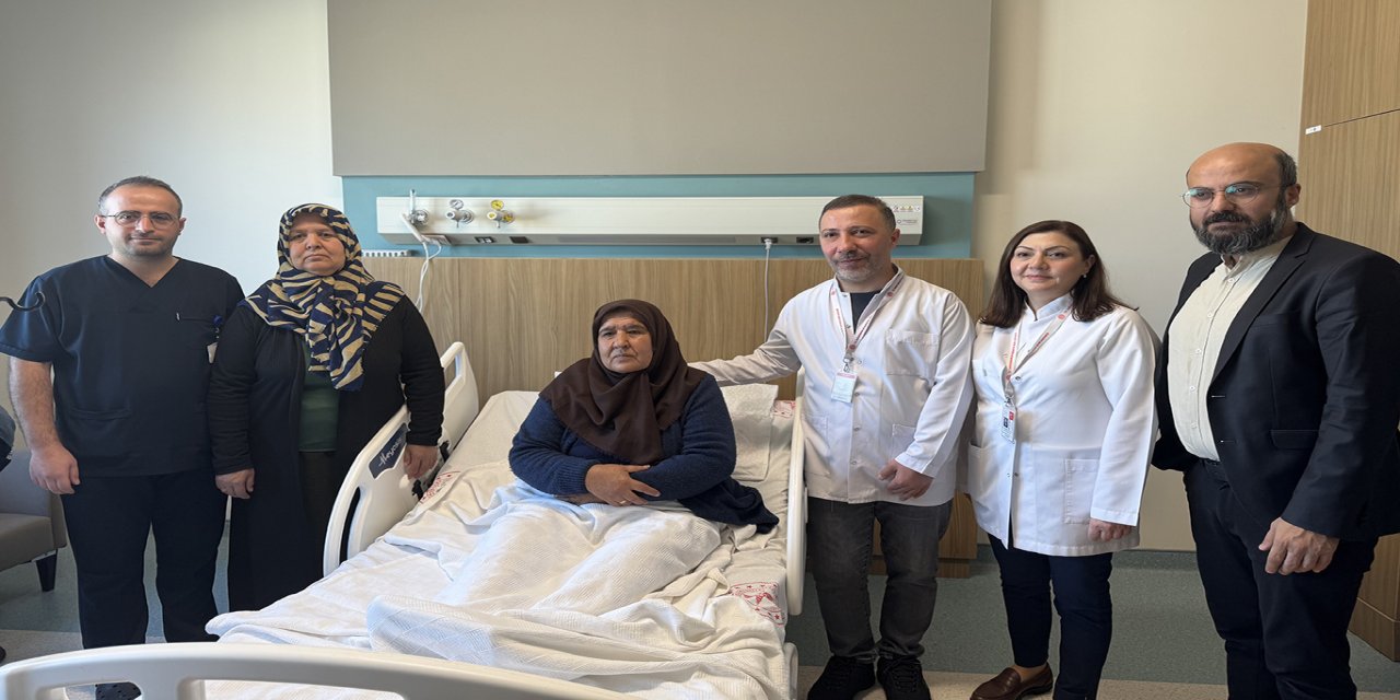 Organları ters tarafta olan hasta başarıyla tedavi edildi