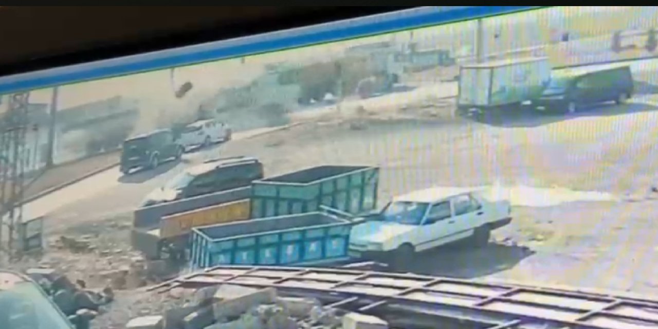 Diyarbakır’da 4 kişinin öldüğü kaza kameralara yansıdı