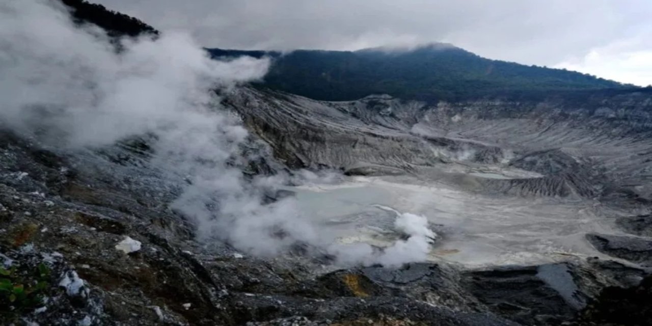 Etiyopya'daki  Hayli Gubbi Yanardağı'nda volkanik hareketlilik