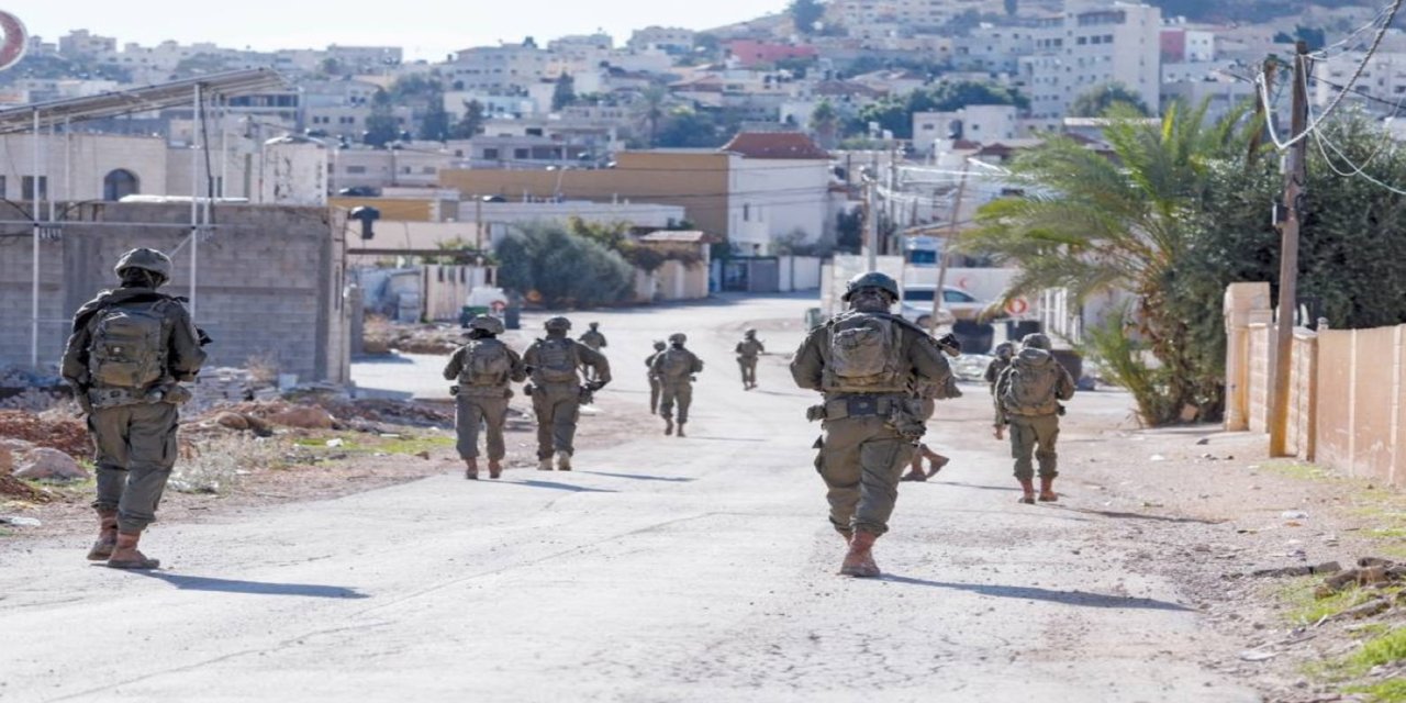 İşgalciler Tubas'ta 119 Filistinliyi alıkoydu, 25 kişiyi yaraladı