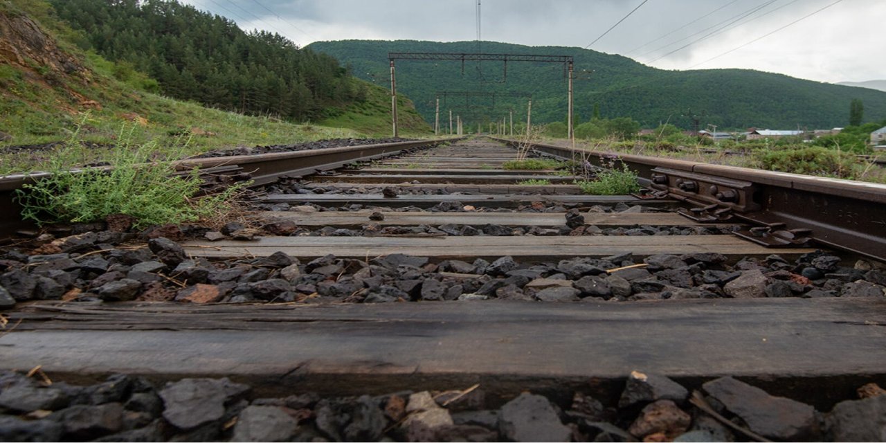 Türkiye ile Ermenistan "Kars-Gümrü Demiryolu"nu görüştü