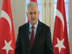 Başbakan Yıldırım: Esad geçiş sürecinde kalabilir