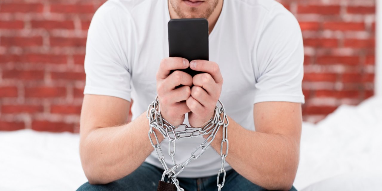 Telefon bağımlılığı: Araştırmalar dikkat dağınıklığı ve hafıza zayıflığı konusunda uyarıyor