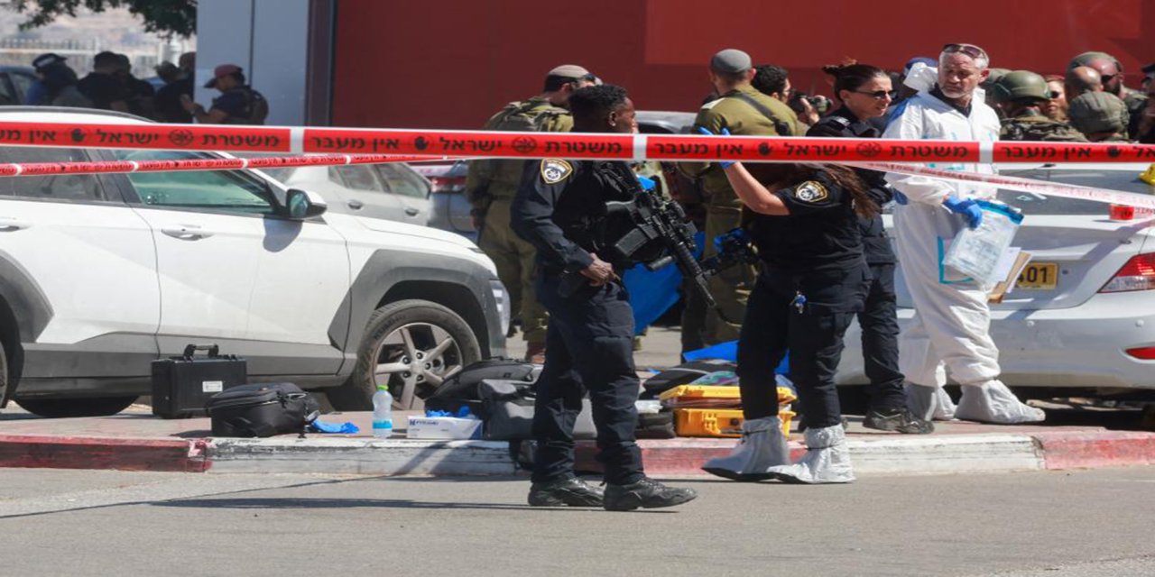 Batı Şeria'da bıçaklı ve araçlı eylemler: 3 siyonist asker yaralandı