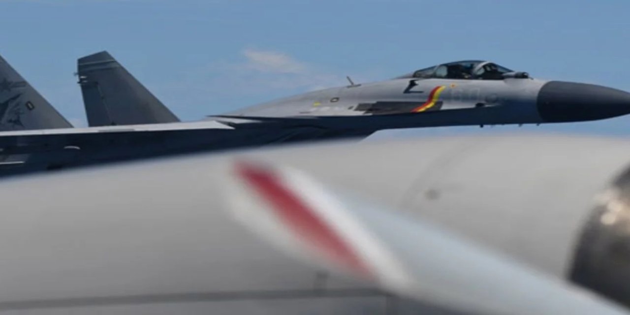 Japonya ve Çin'e ait savaş uçakları havada karşı karşıya geldi