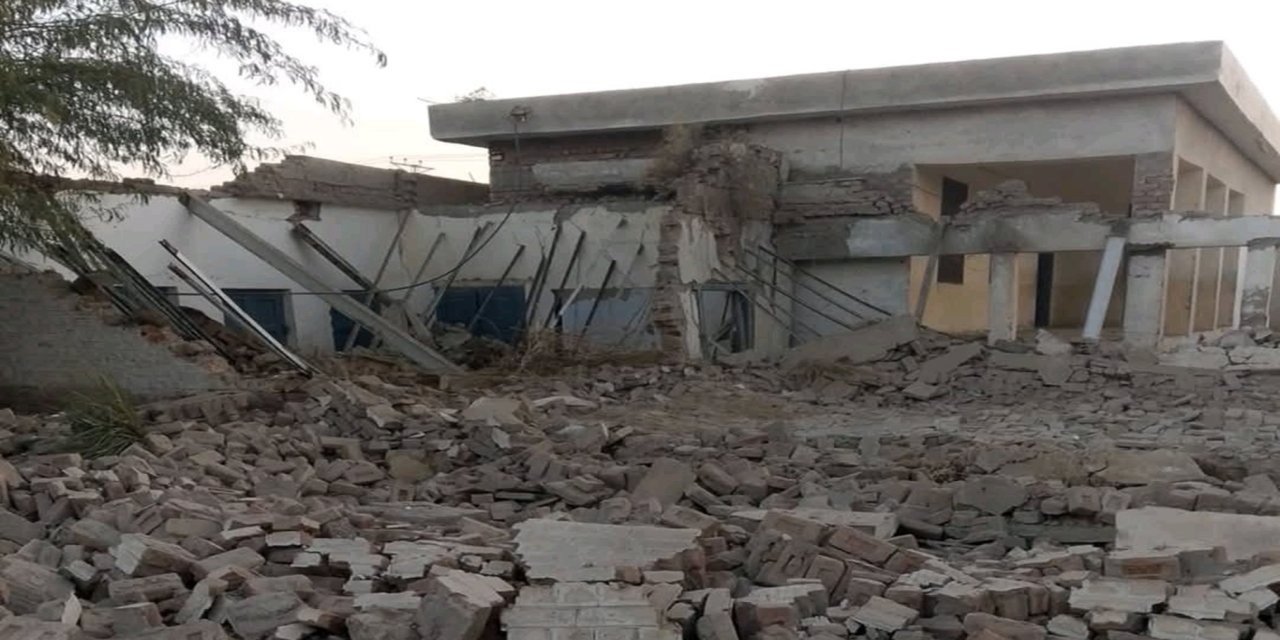 Pakistan'da medrese çocuklarının bulduğu cisim patladı: 2 ölü 16 yaralı