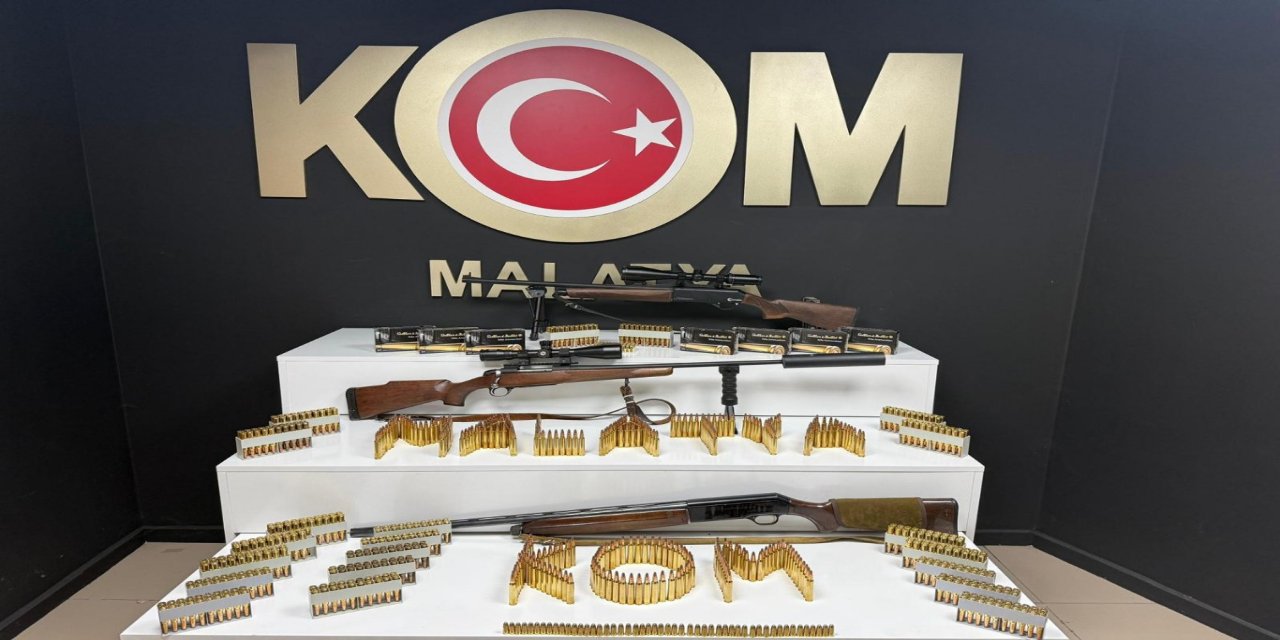 Malatya'da çok sayıda silah ele geçirildi: 2 gözaltı