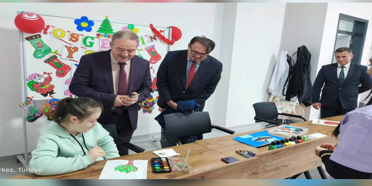 Batman'da özel gereksinimli bireylere yönelik çalışmalar değerlendirildi