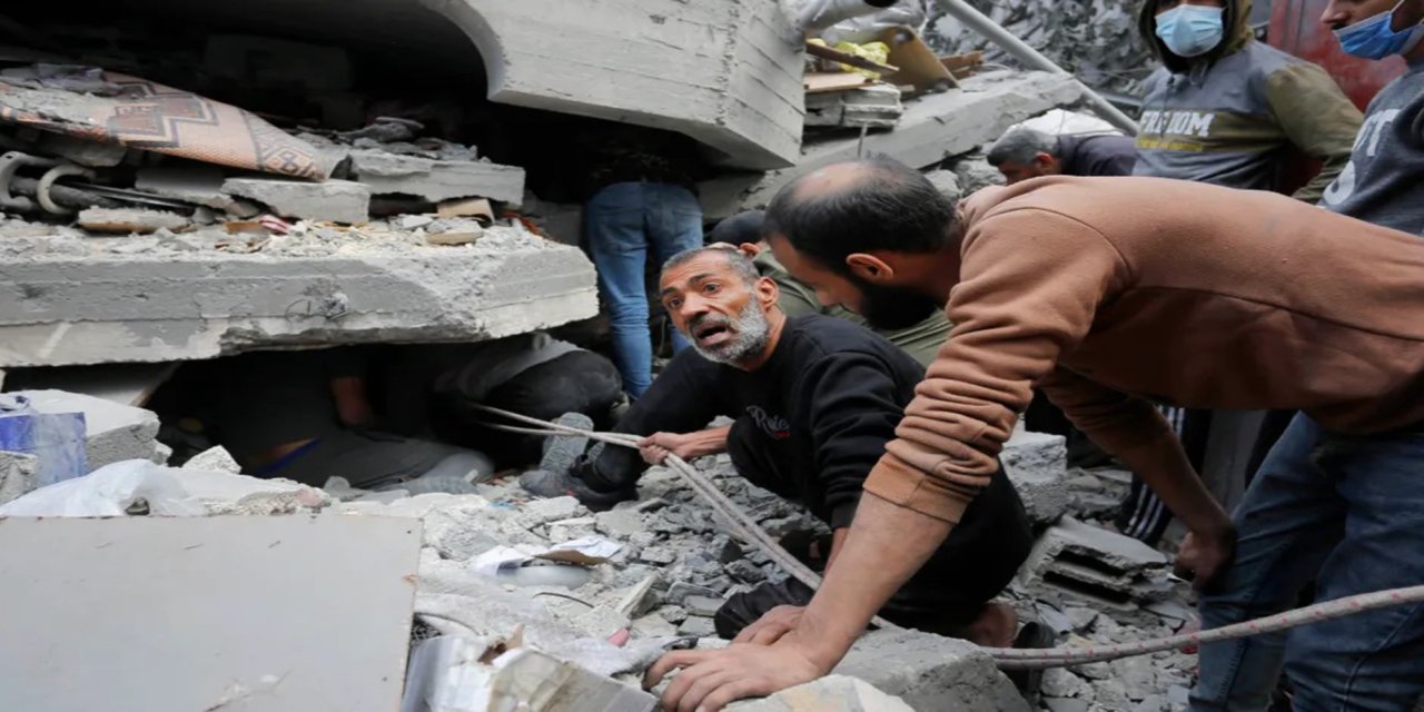 Gazze'de can kaybı 70 bin 667'ye yükseldi