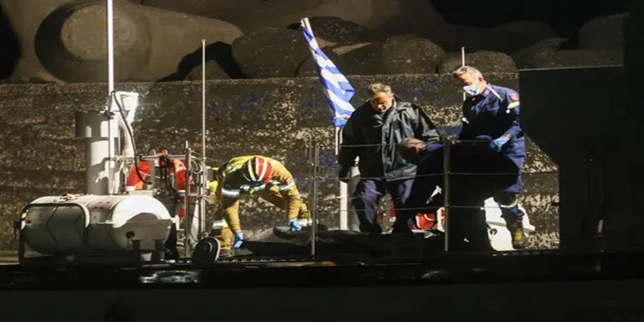 Girit Adası açıklarında göçmen botu battı: 14 ölü