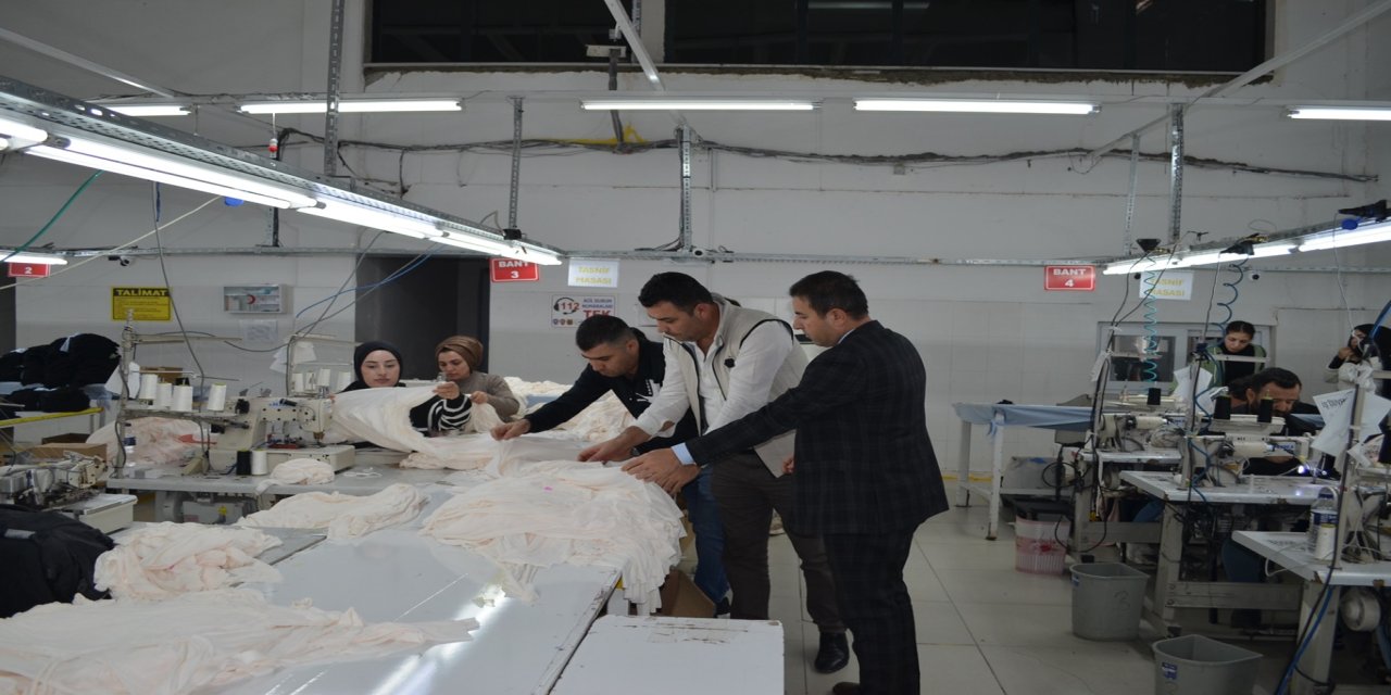 SGK’dan Batman'daki tekstil işletmesine bilgilendirme ziyareti