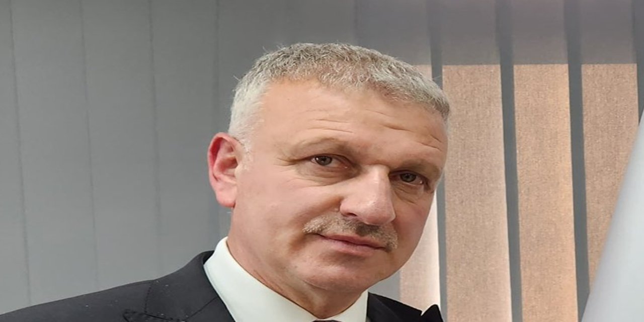 Saral'dan Sabancı Üniversitesi’ne "cuma namazı" tepkisi