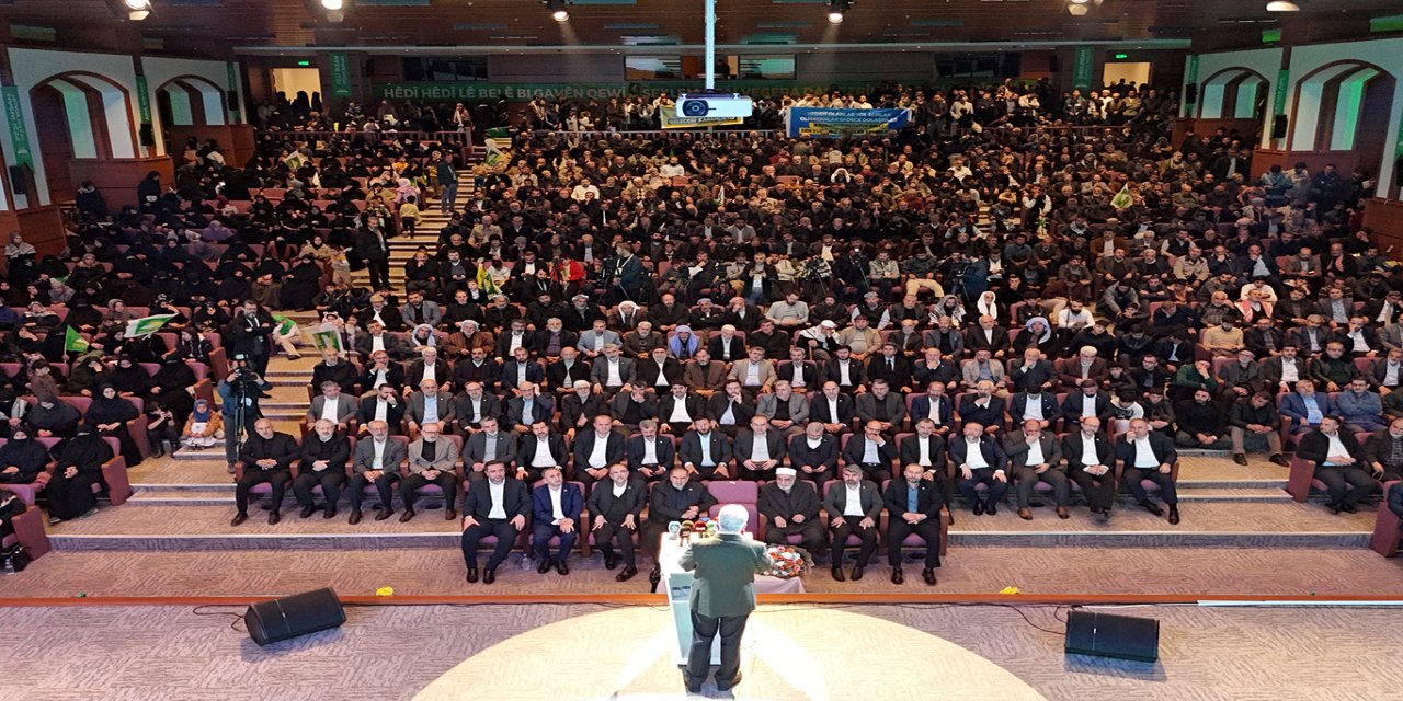 HÜDA PAR'ın 13'üncü kuruluş yıl dönümü Diyarbakır'da coşkuyla kutlandı