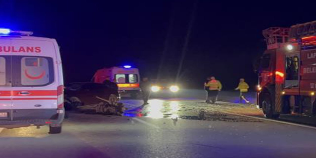 Polisin "dur" ihtarından kaçan araç feci kazaya karıştı: 5 ölü